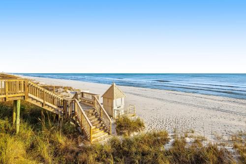Sixth-Floor Oceanfront Condo with washer&dryer Central AC pool photo 31