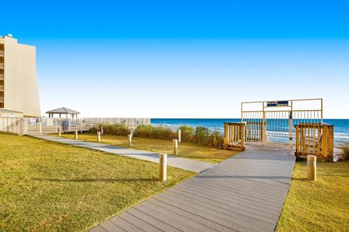 Sixth-Floor Oceanfront Condo with washer&dryer Central AC pool photo 34