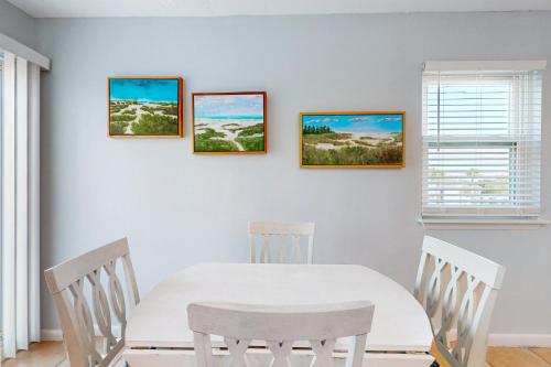 Condo with beach access resort pools & relaxing balcony photo 8