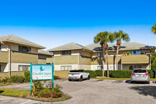 Condo with beach access resort pools & relaxing balcony photo 23