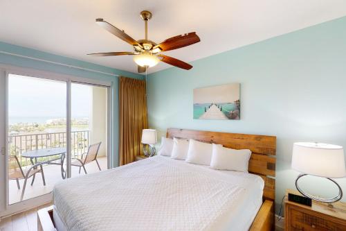 Well-equipped & located seventh-floor condo with balcony shared gym pool & more photo 14