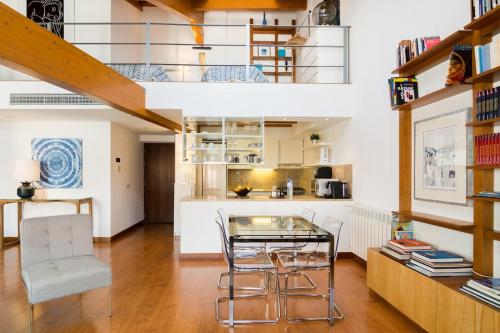 Architect-Designed Loft in a Historic Hilltop Neighborhood