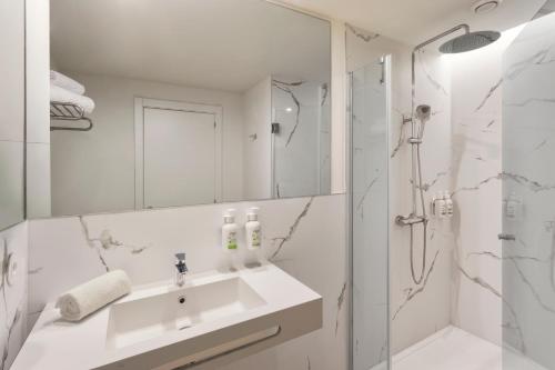 B&B HOTEL Madrid Vallecas La Gavia