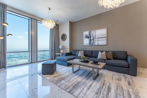 High-Floor 2BR, Close to Marine Transport Station, Overlooking Godolphin Stables and Al Khail Racecourse, Amna Tower, Business Bay by Deluxe Holiday Homes