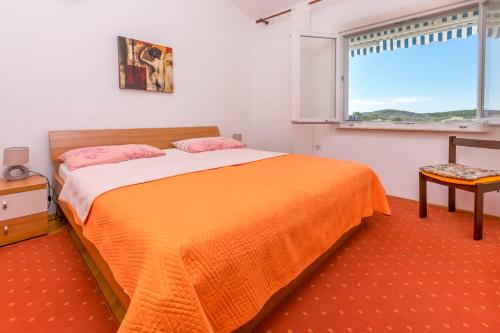 Beachfront Apartments Lozica