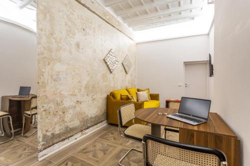 Daplace - Elena Apartment
