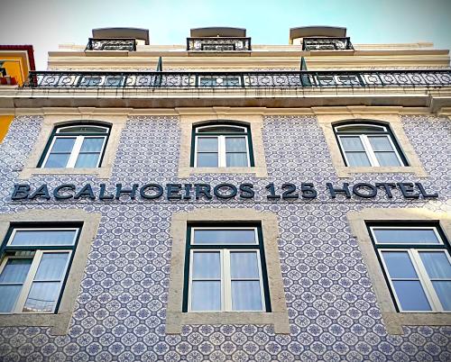 Bacalhoeiros 125 Hotel