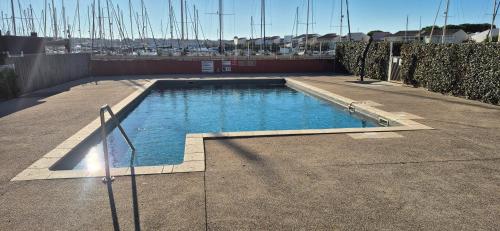 Le Matago A37, studio superbe vue port, clim, parking