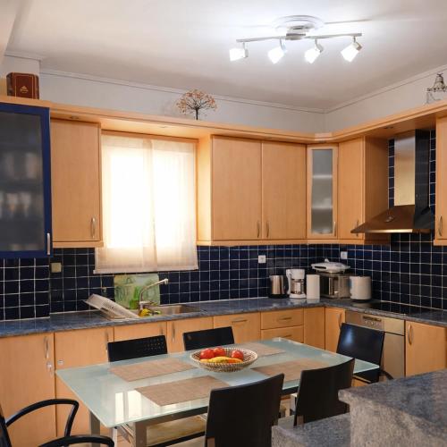 Serene Apartment in Neo Herakleio - Athens