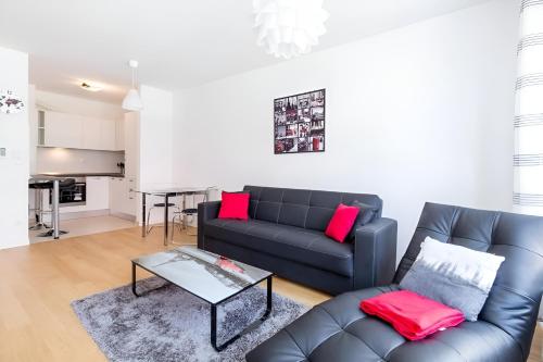 Flexible SelfCheckIns 9 - Zagreb - Garage - Electric vehicle ccharger - Loggia - New - Apartments Repinc 9