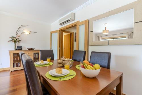 #327 Corcovada Apartment Central Location