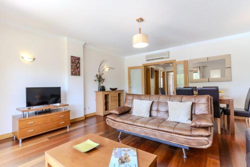 #327 Corcovada Apartment Central Location