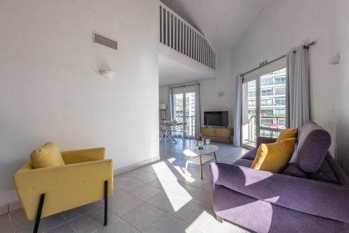 DUPLEX 2 Chambres -BALCON-PARKING-CARNOT A2B269