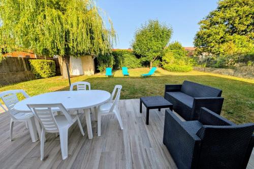 Cosy 74 m 800m from the beach