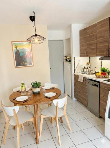 Studio-terrasse avec vue mer-Clim-parking-Draps inclus