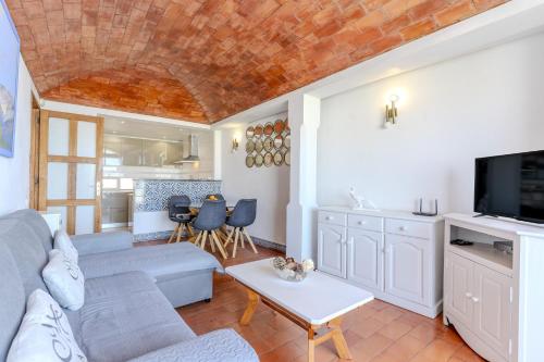 #326 Vista Mar by Home Holidays