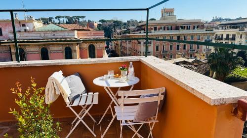 Terrazza Urania - Penthouse terrace with 360 view of Rome