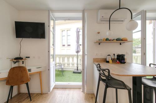 Joli studio climatisé avec terrasse - Lyon centre photo 10