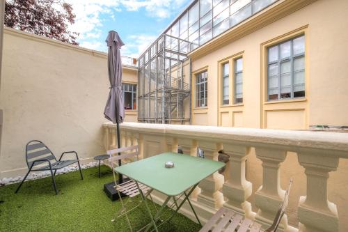 Joli studio climatisé avec terrasse - Lyon centre photo 6