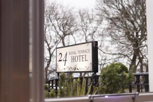 24 Royal Terrace photo 22