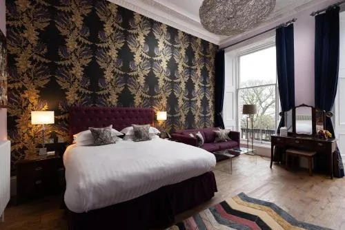 24 Royal Terrace photo 4