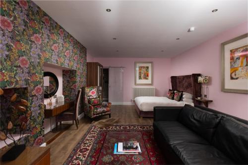 24 Royal Terrace photo 90