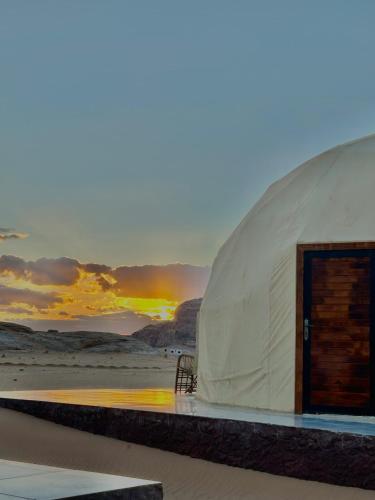 Bedouin Luxe Camp & Tour