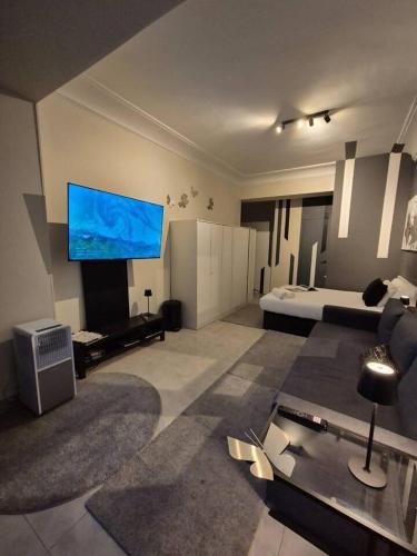 Habitación Oasis F. centro de Madrid!