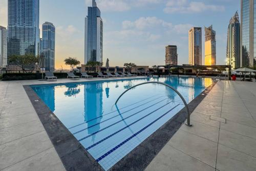 Downtown Dubai 2 Bedroom Delight