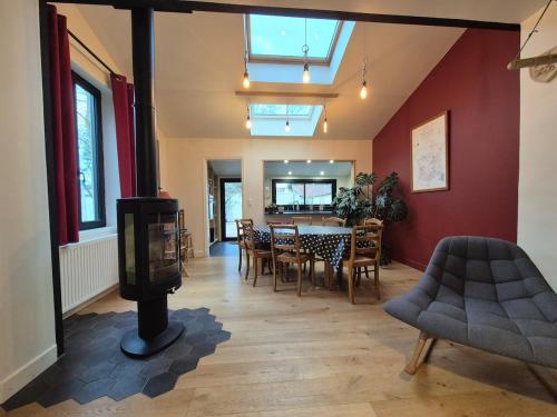 Villa Brique et Silex Terrasse Jardin Parking Rouen