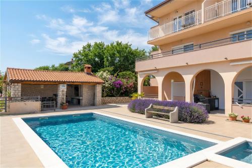 Apartment Barbara with pool