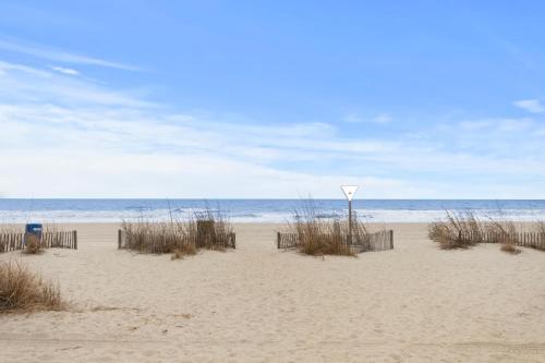 Amazing Oceanfront Home HS 4th Floor photo 55