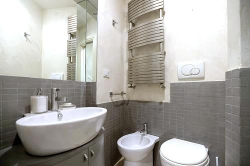 FRAM Navona Apartment 1