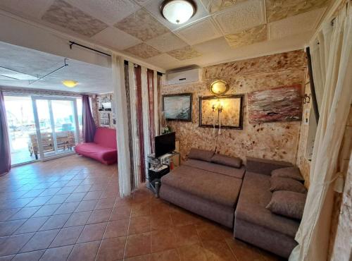 Beautiful Unique Family Villa Emily