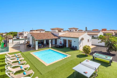 Villa Jardin Canario by Villa Plus