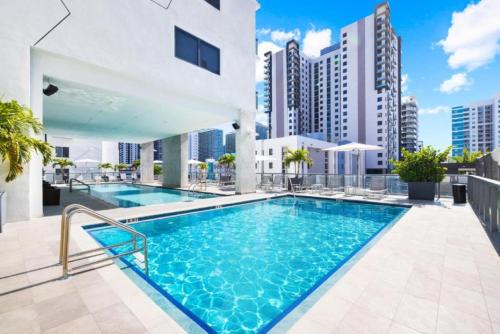 Modern Brickell Apartment Free Parking Pool and Gym photo 7