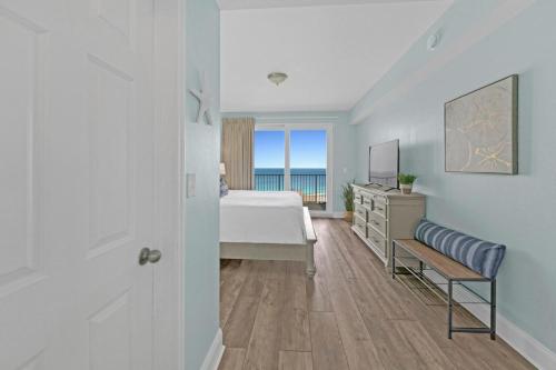 Gulfview Condo #1809 at Laketown Wharf photo 18