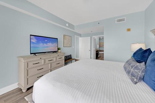 Gulfview Condo #1809 at Laketown Wharf photo 14
