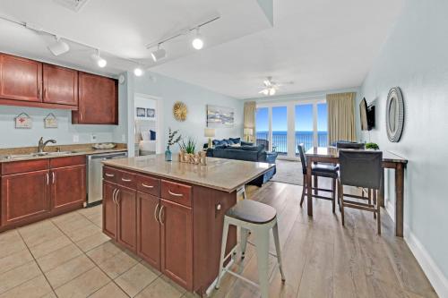 Gulfview Condo #1809 at Laketown Wharf photo 33