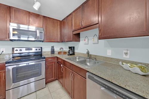 Gulfview Condo #1809 at Laketown Wharf photo 36
