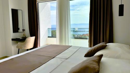 Modern Villa Dado with Heated Pool & Sea View in Makarska
