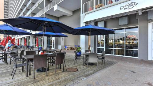 Gulfview Condo #1809 at Laketown Wharf photo 66