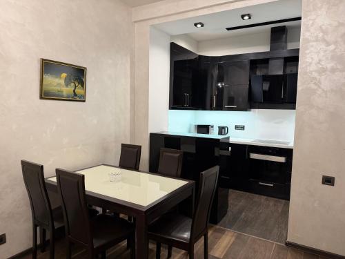 Luxury Apartments Komitas