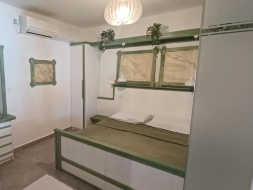 Guest House Green Corner Supetarska Draga - Double Room With Balcony and Sea View