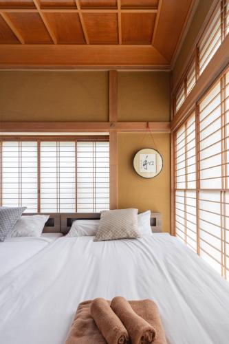 Spacious Private House for up to 22 Guests 4 minute walk from Tokyo Metro Chiyoda Line Ayase Station HOTEL Musashi Tokyo Ayase