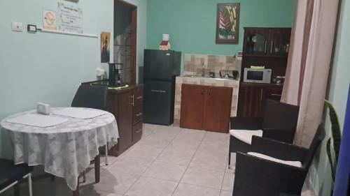Cuina o zona de cuina de apartamento 3