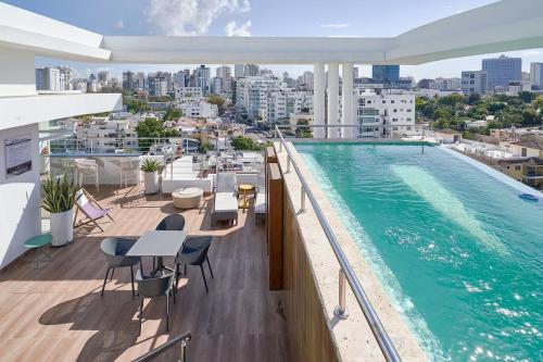 ®{Aura~Experience} @DowntownSD PoolWifiLounge