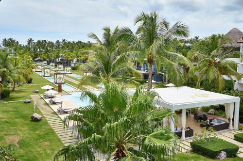 ®{Sublime~LUX~Condo} @Terrenas JaccuziBeachfront