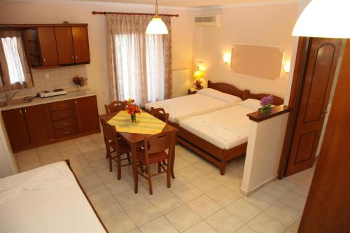 Gallery image of Vasiliki Apartments in Platamonas