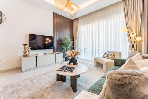 Ideally Situated Near Coca-Cola Arena and The Green Planet Dubai 1BR, Short Stroll to the Metro and Downtown Attractions, Myrtle, Al Wasl by Deluxe Holiday Homes
